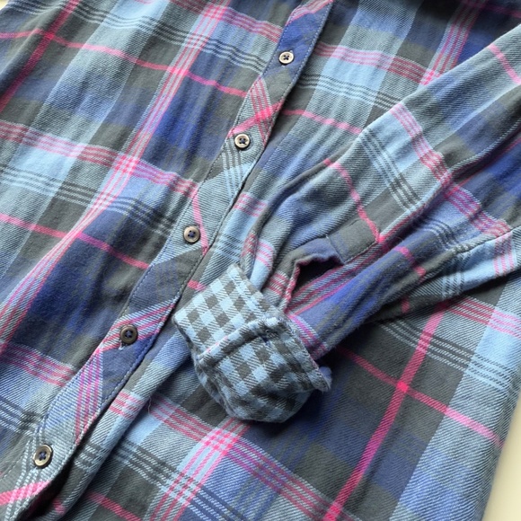 Mountain Khakis Plaid Shirt Navy & Pink Size S - Picture 3 of 11